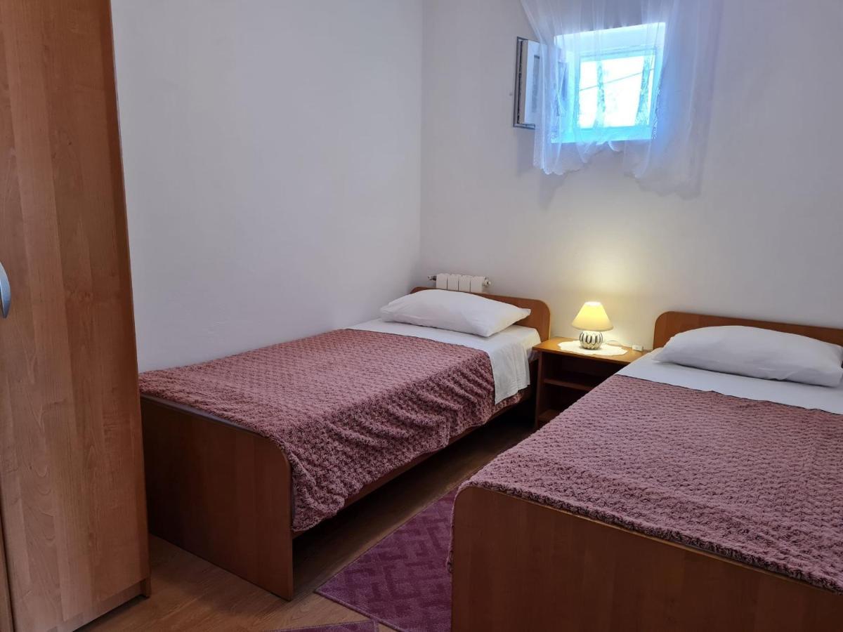 Apartments With A Parking Space Lun, Pag - 4062 Extérieur photo
